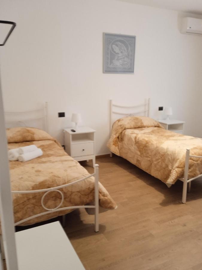 Bed And Breakfast Il Sole -Cinquefrondi מראה חיצוני תמונה